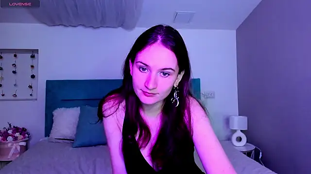 Snapshot of L1ittle_kitty_ chatting on 09-19-25, 05:44 L1ittle kitty online show from 09-19-25, 05:44