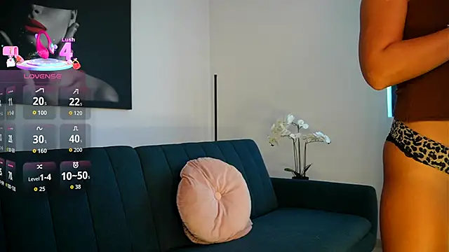 izzy belle online show from 09-24-25, 12:11