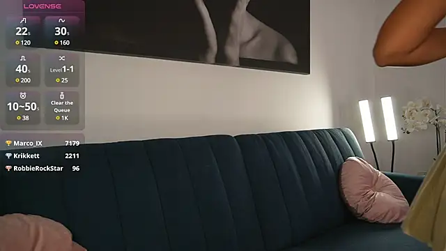 izzy belle online show from 03-20-25, 09:24