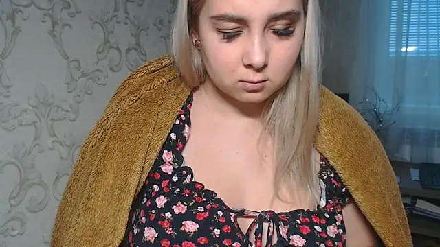 DolphinDreams online show from 02-07-26, 12:24