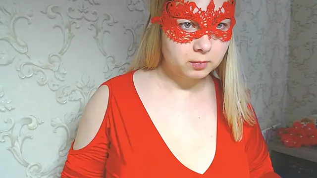 Snapshot of DolphinDreams chatting on 07-17-26, 06:21 DolphinDreams online show from 07-17-26, 06:21