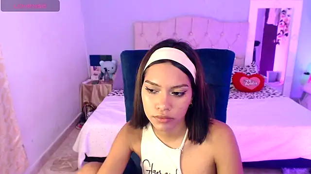 valeriah 7 online show from 11-13-25, 06:56