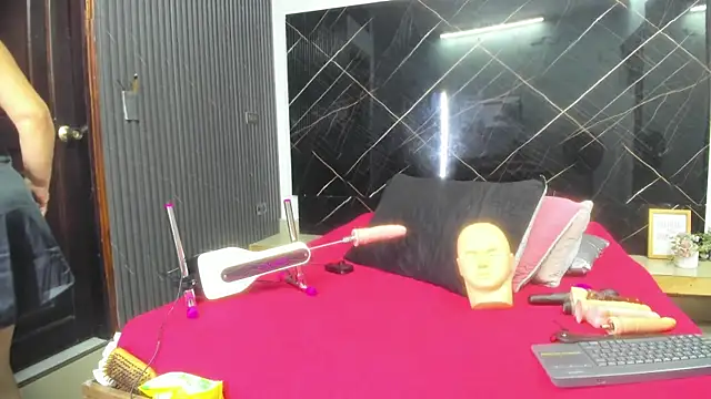 cloee-rabbyt online show from 10-10-25, 11:22