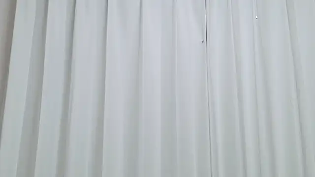 yuki room online show from 11-13-25, 01:26