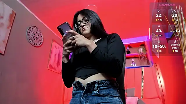 Lucy Williiams online show from 12-02-25, 11:56