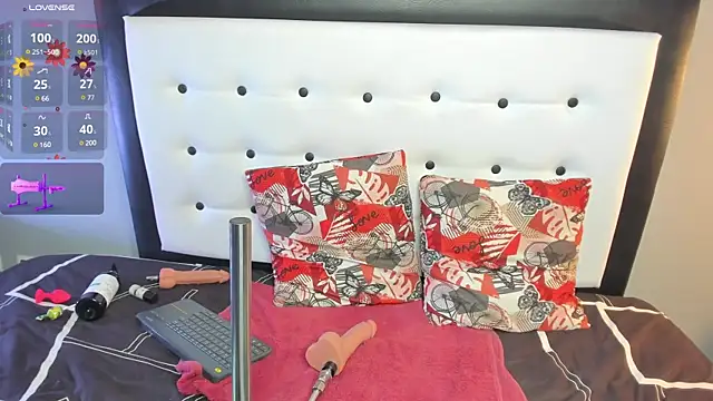valeria hurtado online show from 02-04-25, 02:07