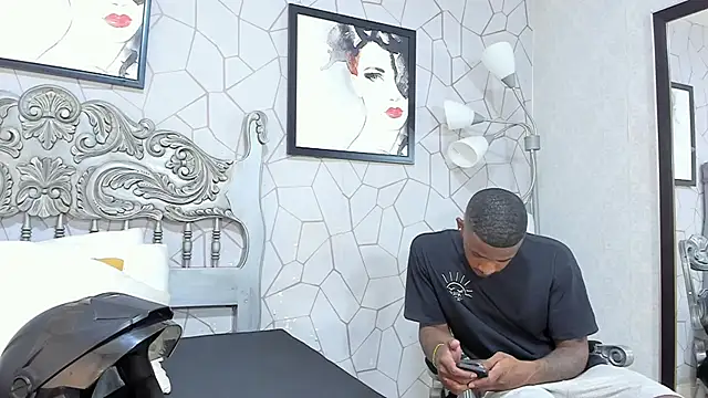 Snapshot of jackmacson chatting on 12-09-24, 06:46 jackmacson online show from 12-09-24, 06:46