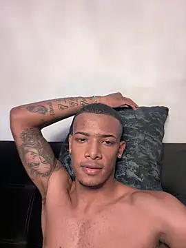 Snapshot of jackmacson chatting on 02-13-26, 02:44 jackmacson online show from 02-13-26, 02:44