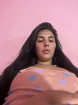 Snapshot of Luz_22 chatting on 01-09-25, 01:29 Luz 22 online show from 01-09-25, 01:29