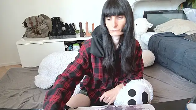 CeriseLapine online show from 03-27-26, 10:05