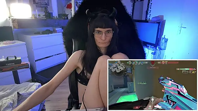 CeriseLapine online show from 10-20-25, 10:54