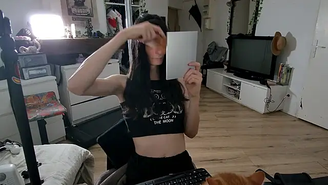 CeriseLapine online show from 12-01-25, 09:15