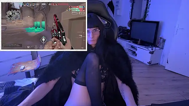 CeriseLapine online show from 10-28-25, 11:36