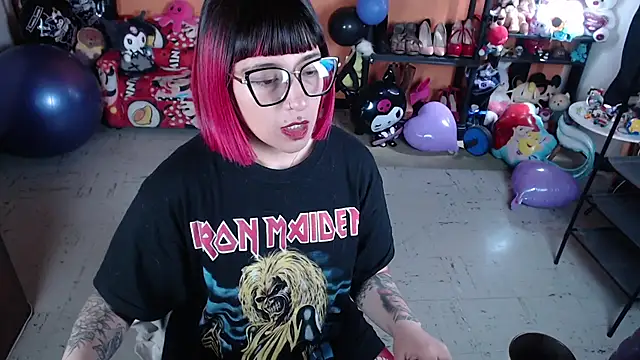 MissMiia2 online show from 10-12-25, 02:18