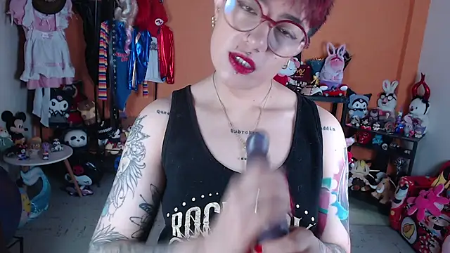 MissMiia2 online show from 07-11-26, 01:11