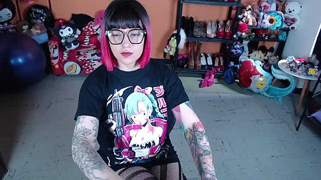 MissMiia2 online show from 11-16-25, 02:55