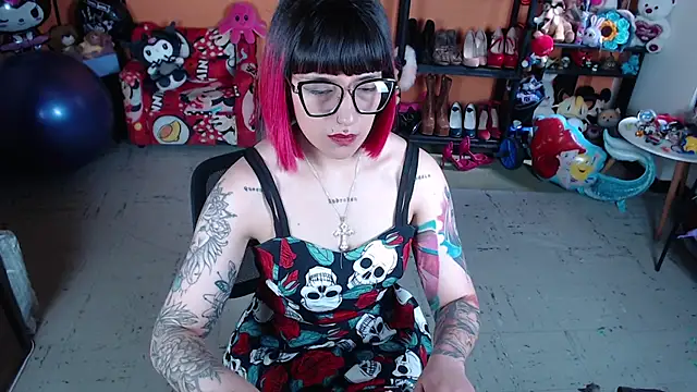 MissMiia2 online show from 11-12-25, 01:59