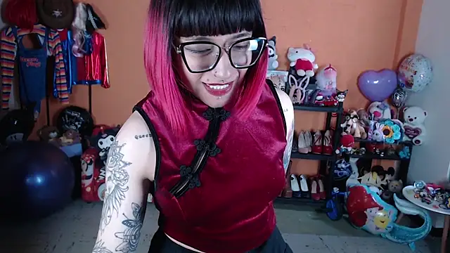 MissMiia2 online show from 11-14-25, 02:21