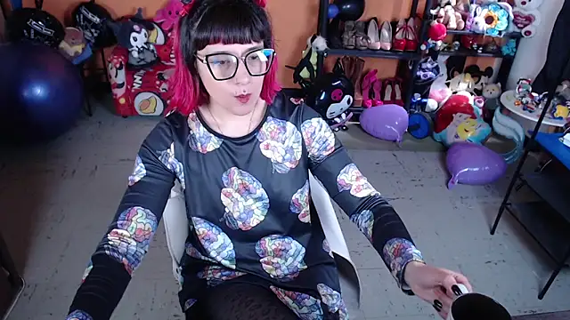 MissMiia2 online show from 10-14-25, 02:50