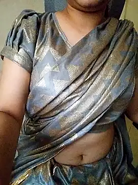 Indianhyna online show from 09-24-25, 07:15