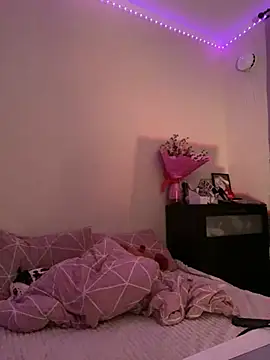 Snapshot of Anikka_Liam chatting on 03-20-25, 02:08 Anikka Liam online show from 03-20-25, 02:08
