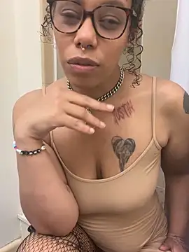 Princess Desirae online show from 05-07-26, 06:17