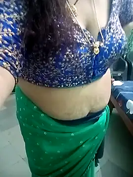 Snapshot of your-sameera chatting on 03-10-25, 12:49 your-sameera online show from 03-10-25, 12:49