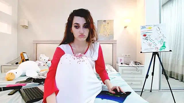 Iren online show from 11-28-25, 12:33