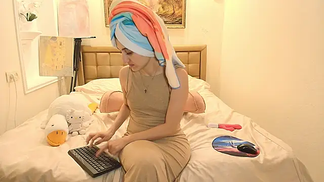 Snapshot of Iren chatting on 02-22-26, 01:30 Iren online show from 02-22-26, 01:30