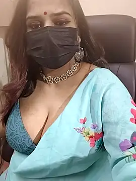 Snapshot of AzadPanchi2024 chatting on 09-24-25, 04:41 AzadPanchi2024 online show from 09-24-25, 04:41