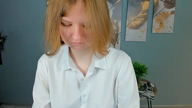 LilianSwall online show from 01-12-26, 01:40