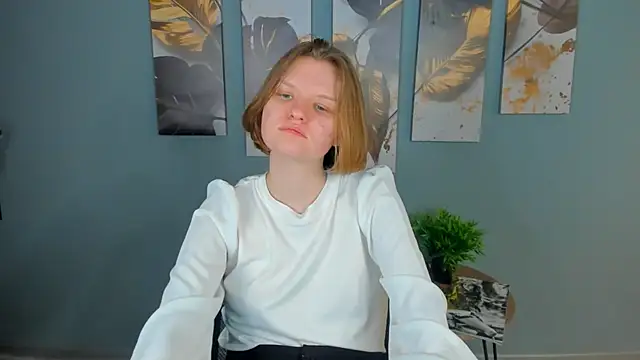 LilianSwall online show from 01-11-26, 06:59