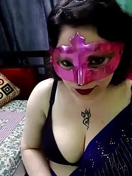 Snapshot of Raja_Ranii chatting on 03-05-25, 12:00 Raja Ranii online show from 03-05-25, 12:00