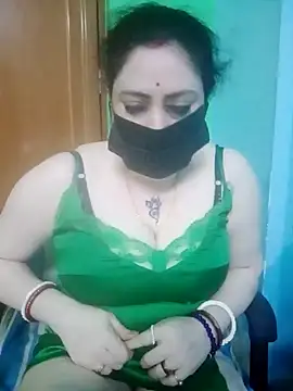 Snapshot of Raja_Ranii chatting on 01-21-25, 05:30 Raja Ranii online show from 01-21-25, 05:30