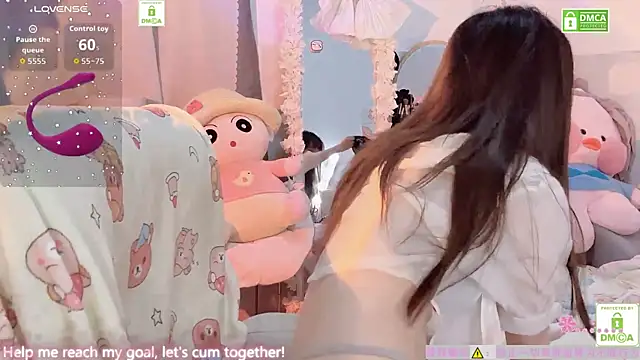 Carly 1 online show from 12-15-25, 12:00