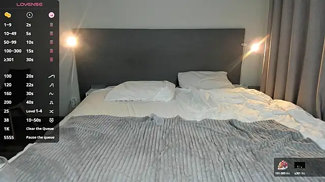 Snapshot of jesssicamooon chatting on 02-26-25, 03:35 jesssicamooon online show from 02-26-25, 03:35
