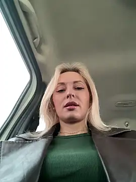 Diamond Bunny  online show from 04-04-26, 12:45