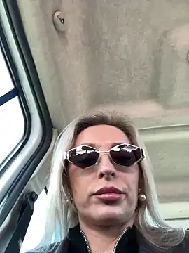 Snapshot of Diamond_Bunny_ chatting on 02-07-26, 10:12 Diamond Bunny online show from 02-07-26, 10:12