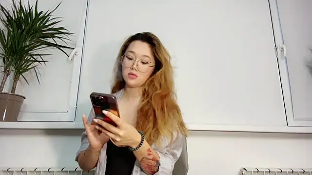 Jennatyan online show from 11-24-25, 10:15