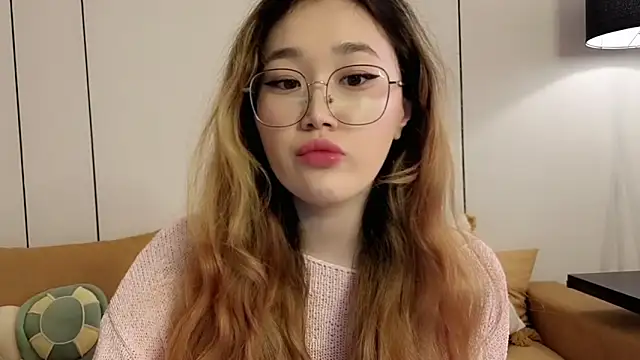 Jennatyan online show from 04-15-26, 07:47