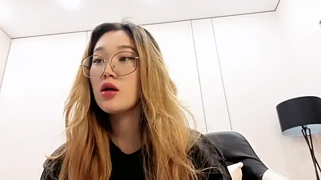 Jennatyan online show from 02-06-26, 12:23