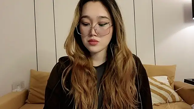 Jennatyan online show from 03-12-26, 06:28