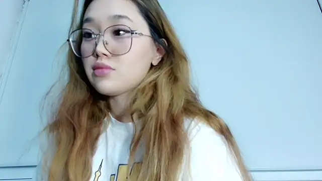 Jennatyan online show from 11-19-25, 12:38