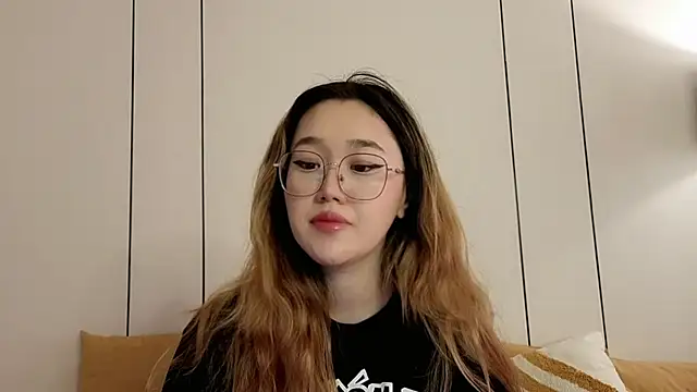 Jennatyan online show from 04-22-26, 05:36