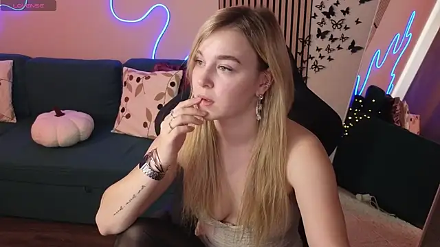 Mel Nelson online show from 10-31-25, 06:43