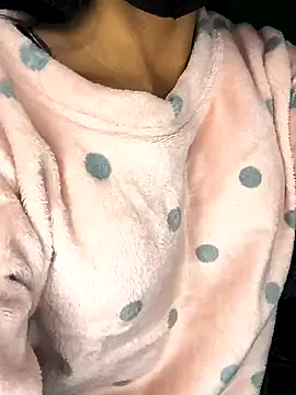 Snapshot of cute_simmy0 chatting on 01-15-25, 04:21 cute simmy0 online show from 01-15-25, 04:21