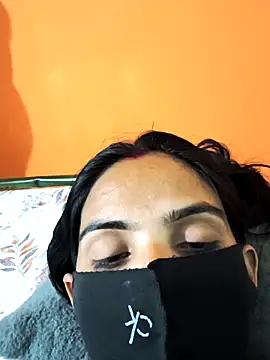 cute simmy0 online show from 04-19-26, 06:43