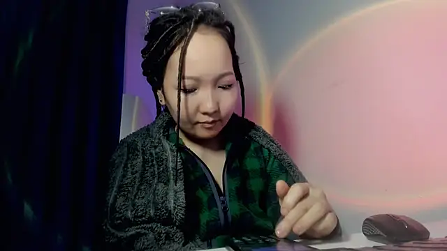 Snapshot of himeros_goddess chatting on 03-14-25, 04:21 himeros goddess online show from 03-14-25, 04:21