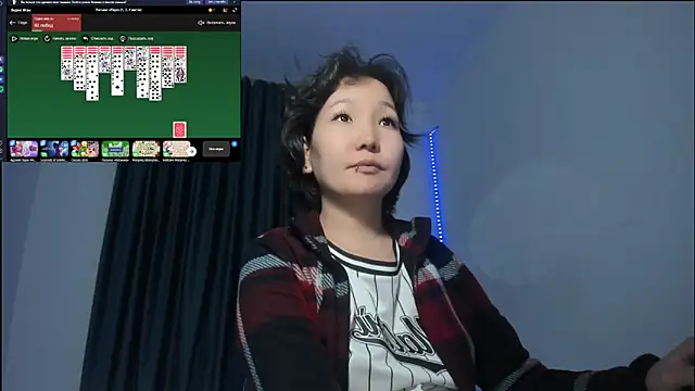 Snapshot of himeros_goddess chatting on 12-13-24, 01:04 himeros goddess online show from 12-13-24, 01:04