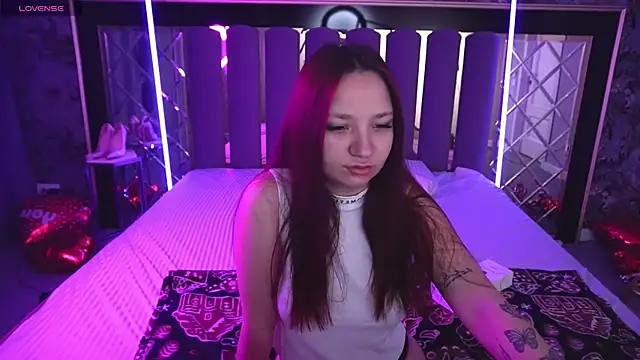 ElysLunar online show from 02-19-26, 06:32